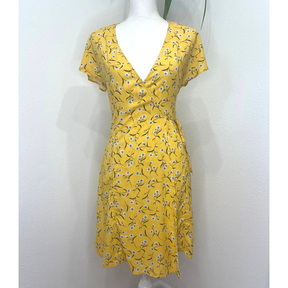 DIVIDED by H&M Yellow floral wrap dress - Picture 1 of 9
